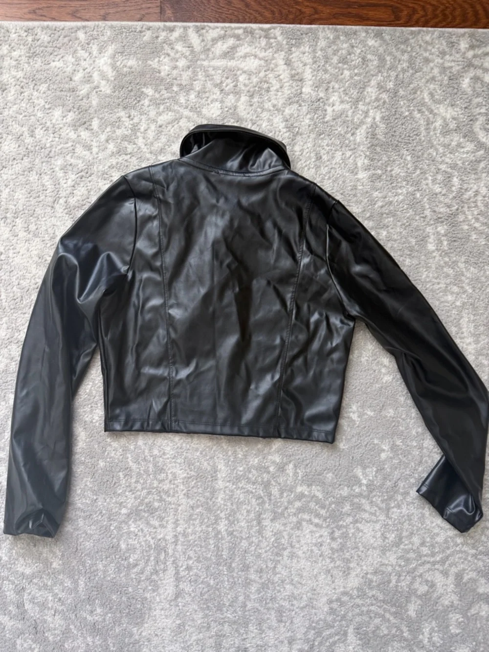 Knitworks Black Faux Leather Cropped Zip Jacket - size XL girls